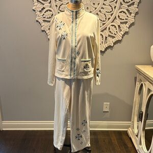 Vintage BFA Classics Christmas jogger set Cream & Blue Embroidered Lounge Set XL
